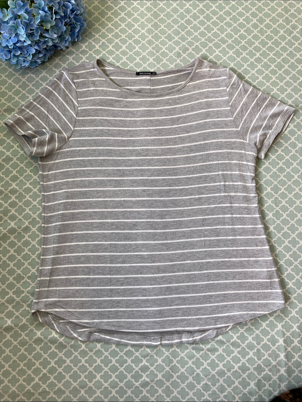 Pink Clover Gray White Stripe Button Back Short Sleeve Blouse XXL